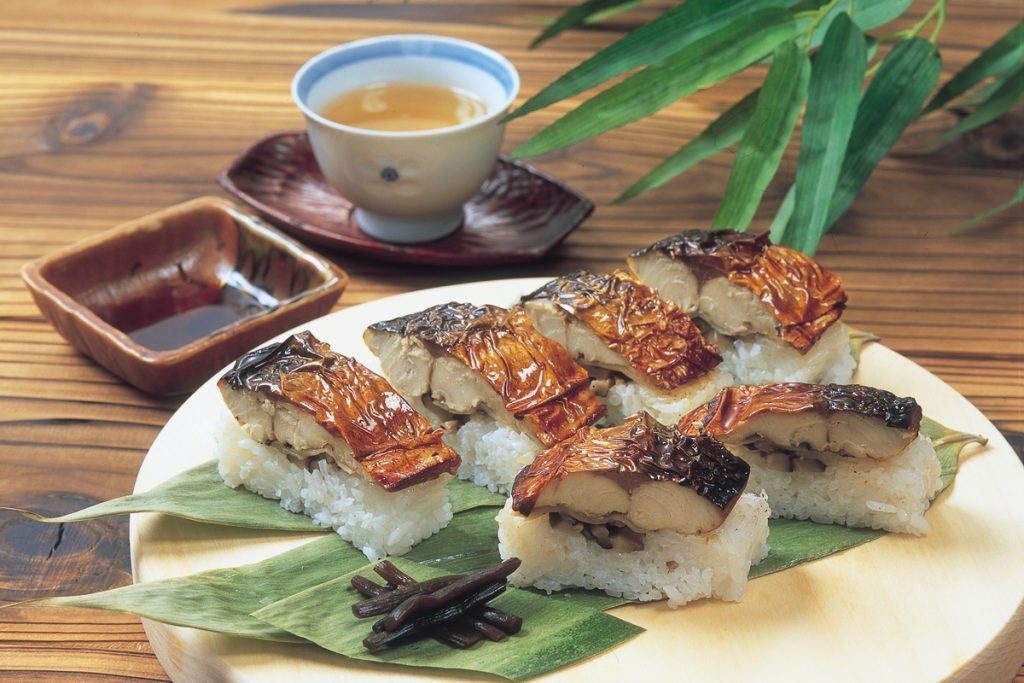 焼き鯖寿司