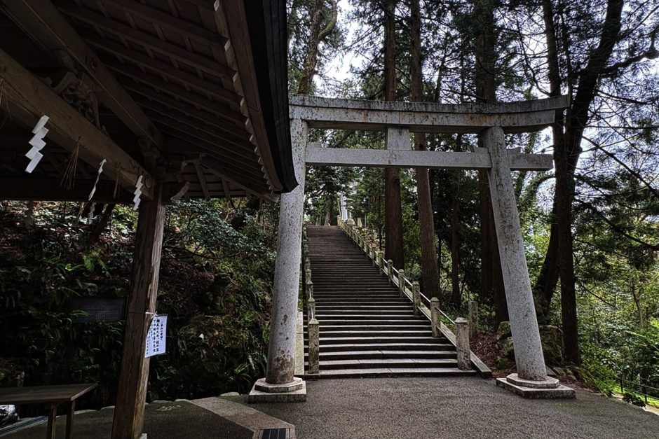白山比咩神社