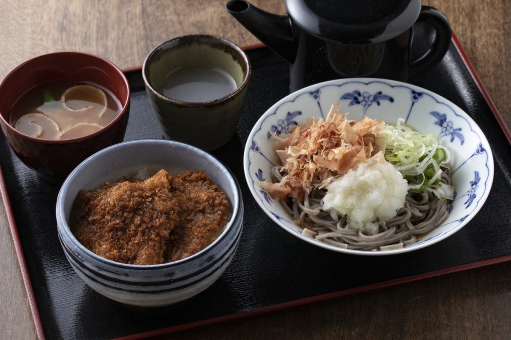 ソースカツ丼とおろしそば