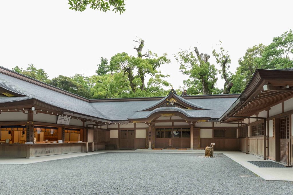 伊勢神宮